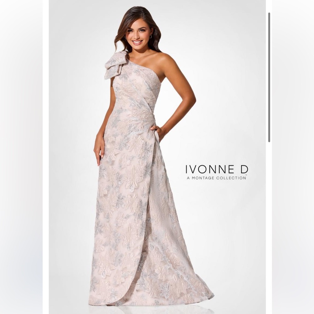 IVONNE D FOR MON CHERI ID326 NWT